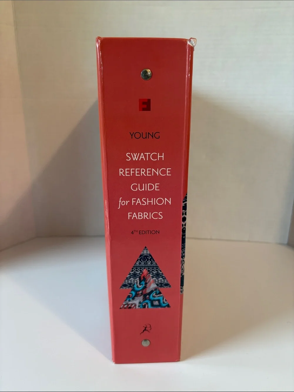 Decorate E. Young- Swatch Ref. Guide for Fashion Fabrics 4th Edition WO Studio